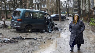 Πόλεμος Ουκρανία: Περίπου 2.550 άμαχοι έφυγαν μέσω ανθρωπιστικών διαδρόμων την Πέμπτη