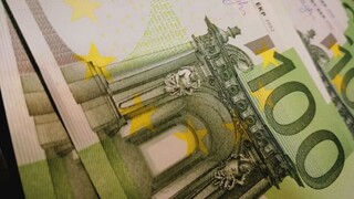 Κατώτατος μισθός: Πώς μπορεί να φτάσει στα 730 ευρώ