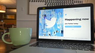 Twitter: Μετά την εξαγορά από τον Ίλον Μασκ, οι διάσημοι αρχίζουν να το εγκαταλείπουν