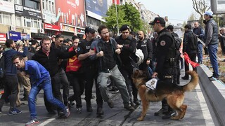 Πρωτομαγιά 2022: Παρατράγουδα στην Τουρκία με συλλήψεις διαδηλωτών