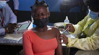 Κορωνοϊός - Ν. Αφρική: «Καμπανάκι» ΠΟΥ για νέες υποπαραλλαγές της Όμικρον
