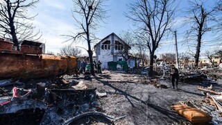Από τη ζωή στο θάνατο: Η καταστροφή στις πόλεις της Ουκρανίας μέσα από φωτογραφίες 360°