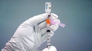 Κορωνοϊός - Έρευνα: Μειωμένος κατά 15% ο κίνδυνος θνησιγένειας στις εγκύους που έχουν εμβολιαστεί