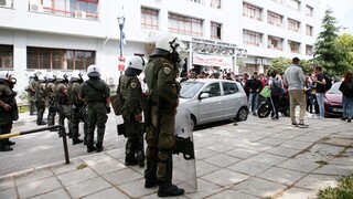 Θεσσαλονίκη: Πορεία διαμαρτυρίας κατά της αστυνομικής παρουσίας στο ΑΠΘ