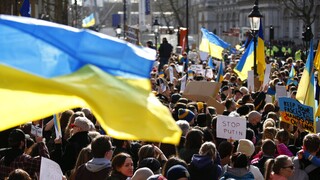 Πόλεμος στην Ουκρανία: Οι Ρώσοι καλούνται να μην ταξιδεύουν στη Βρετανία