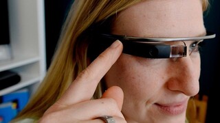 Google: Τα γυαλιά επαυξημένης πραγματικότητας θα μεταφράζουν συζητήσεις σε πραγματικό χρόνο (vid)