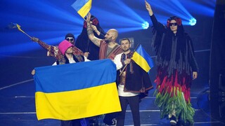 Eurovision 2022: Έναρξη τελικού με τον αντιπολεμικό ύμνο «Give peace a chance»