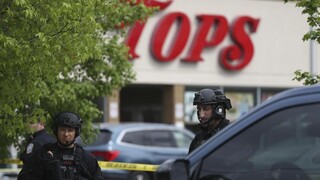  Πυροβολισμοί σε σούπερ μάρκετ - Αναφορές για 10 νεκρούς