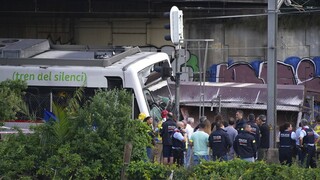 Ισπανία: Ένας νεκρός και 85 τραυματίες από σύγκρουση τρένων κοντά στη Βαρκελώνη