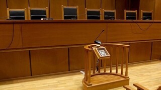 Νέα διακοπή στη δίκη του πρώην ντράμερ των Πυξ Λαξ