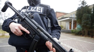 Συναγερμός στη Βρέμη: Ένοπλος άνοιξε πυρ σε σχολείο - Ένας σοβαρά τραυματίας