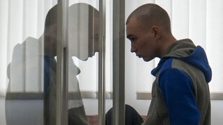 Ουκρανία: «Συγγνώμη» από τη χήρα ζήτησε ο «πρώτος εγκληματίας πολέμου» - «Υπάκουσε με τη δεύτερη»