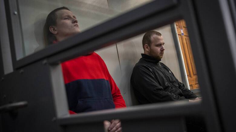 Ουκρανία: Ένοχοι δήλωσαν δύο Ρώσοι στρατιώτες για διάπραξη εγκλημάτων πολέμου