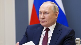 «Παζάρια» Πούτιν με τις εξαγωγές σιτηρών - Ζητά να αρθούν οι κυρώσεις στη Ρωσία