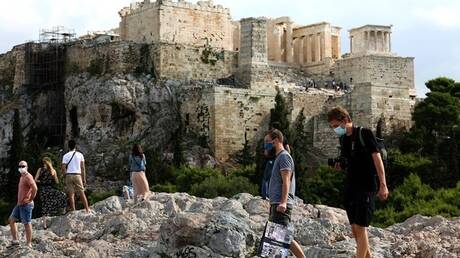 Η Αθήνα επανασυστήνεται: Οι τουρίστες επιστρέφουν, «απόβαση» κάνει το Χόλιγουντ