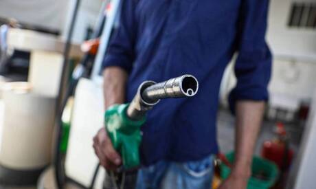 Καύσιμα: Σκέψεις επέκτασης του fuel pass και τον Ιούλιο - Προβληματισμός για το ράλι τιμών