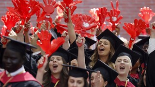 Αποφοίτησες από κορυφαίο πανεπιστήμιο του κόσμου; Η Βρετανία τώρα σου προσφέρει ειδική βίζα