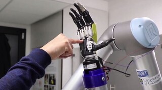 Πονάνε τα ρομπότ; Έρχεται το ηλεκτρονικό δέρμα κι αλλάζει τα πάντα στην ρομποτική