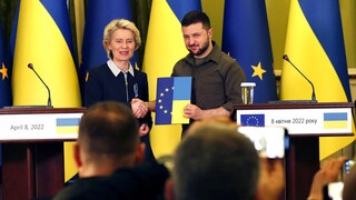 Διπλωματικό «πρέσινγκ» από την Ουκρανία για ταχεία ένταξη στην ΕΕ