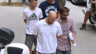 Θεσσαλονίκη: Ποινική δίωξη στον 32χρονο που πυροβολούσε μπροστά στα παιδιά του