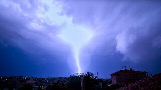Έκτακτο δελτίο επικίνδυνων φαινομένων: Καταιγίδες, σφοδρούς ανέμους και χαλάζι φέρνει η «Genesis»