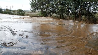 Kακοκαιρία: Καταστροφές και πλημμύρες στο πέρασμα της Genesis - Πού εντοπίζονται προβλήματα