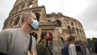 Ιταλία: Αύξηση μολύνσεων από κορωνοϊό για πρώτη φορά μετά από καιρό – 52 θάνατοι το τελευταίο 24ωρο