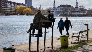 Tα υπερυψωμένα παγκάκια της Δανίας: Μια προειδοποίηση κατά της κλιματικής αλλαγής