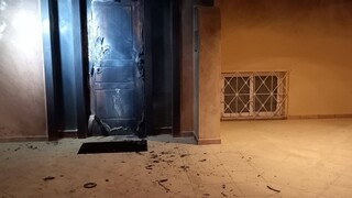 Γκαζάκια στο σπίτι του Άρη Πορτοσάλτε - Προκάλεσαν υλικές ζημιές