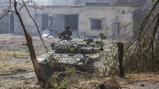 Ουκρανία: Η Ρωσία καλεί τους μαχητές του Αζότ στο Σεβεροντόνετσκ να παραδώσουν τα όπλα