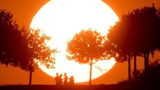 Θερινό ηλιοστάσιο: Την Τρίτη η πρώτη επίσημη μέρα του καλοκαιριού