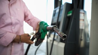 Fuel Pass 2: Πώς θα πάρετε το επίδομα έως 100 ευρώ στα καύσιμα
