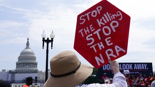 ΗΠΑ: Πρώτο βήμα για την έγκριση του νέου νομοσχεδίου για τα όπλα