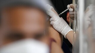 Βρετανία: Αποζημίωση 120.000 λιρών για θάνατο μετά από παρενέργειες του εμβολίου κατά του κορωνοϊού