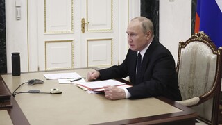 Ρωσία: Προεδρικό διάταγμα Πούτιν για τις πληρωμές ξένων ομολόγων - Ορατός ο κίνδυνος χρεοκοπίας