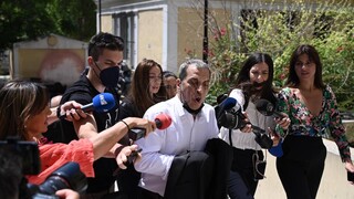 Θέμης Αδαμαντίδης: Ελεύθερος με περιοριστικούς όρους - Του απαγορεύτηκε να πλησιάζει τη σύντροφό του