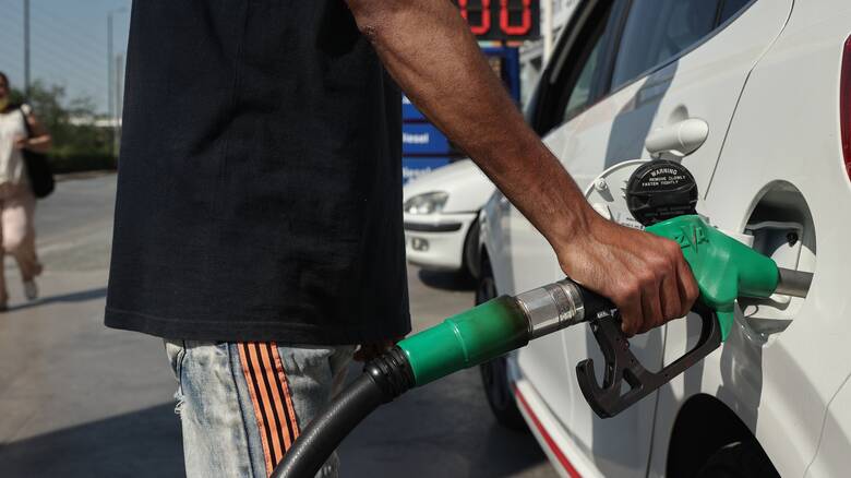 Fuel Pass 2: Η δεύτερη επιδότηση φέρνει αύξηση του ποσού - Ποιοι οι δικαιούχοι