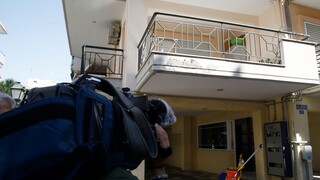 Μητροκτονία στη Θεσσαλονίκη: «Ακούγαμε τον γιο να φωνάζει μέσα στο διαμέρισμα» λένε μάρτυρες
