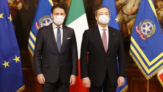 Ιταλία: Όρους θέτει το Κίνημα Πέντε Αστέρων για την παραμονή στην κυβέρνηση Ντράγκι