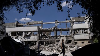 Ουκρανία: Την καταστροφή του πανεπιστημίου του Χαρκόβου κατήγγειλε ο Ζελένσκι - Νέα ρωσικά πλήγματα