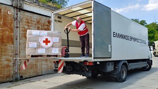 ΕΕΣ: Παρέδωσε μεγάλη ποσότητα ανθρωπιστικής βοήθειας στους αμάχους Ουκρανούς στη Μολδαβία