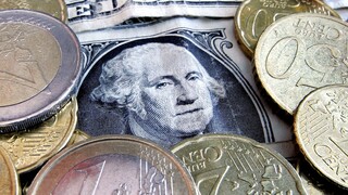 Οι κερδισμένοι και οι χαμένοι από την διολίσθηση του ευρώ έναντι του δολαρίου
