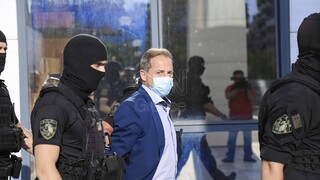 Λιγνάδης: Ελεύθερος αν καταβάλει εγγύηση 30.000 ευρώ μέχρι 29 Ιουλίου - Εικόνες από το δικαστήριο