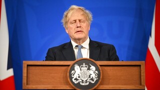 Βρετανοί πρωθυπουργοί και σκάνδαλα: Σεξ, ψέματα, φακελάκια και κατασκοπεία