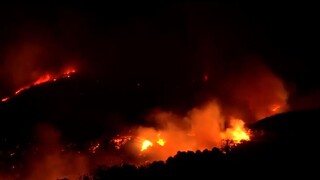 Φωτιά: Δύσκολη νύχτα στο Ρέθυμνο - Εκκενώθηκαν χωριά, μήνυμα από το 112 - Τραυματίστηκε πυροσβέστης