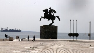 Θεσσαλονίκη: Θεαματική πορεία για τον Μέγα Αλέξανδρο - 400 μηχανές έφθασαν στο άγαλμά του