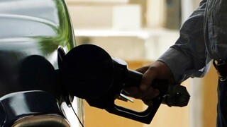 Τιμές πετρελαίου: Προς νέα μείωση σύμφωνα με κορυφαίο Αμερικανό αξιωματούχο