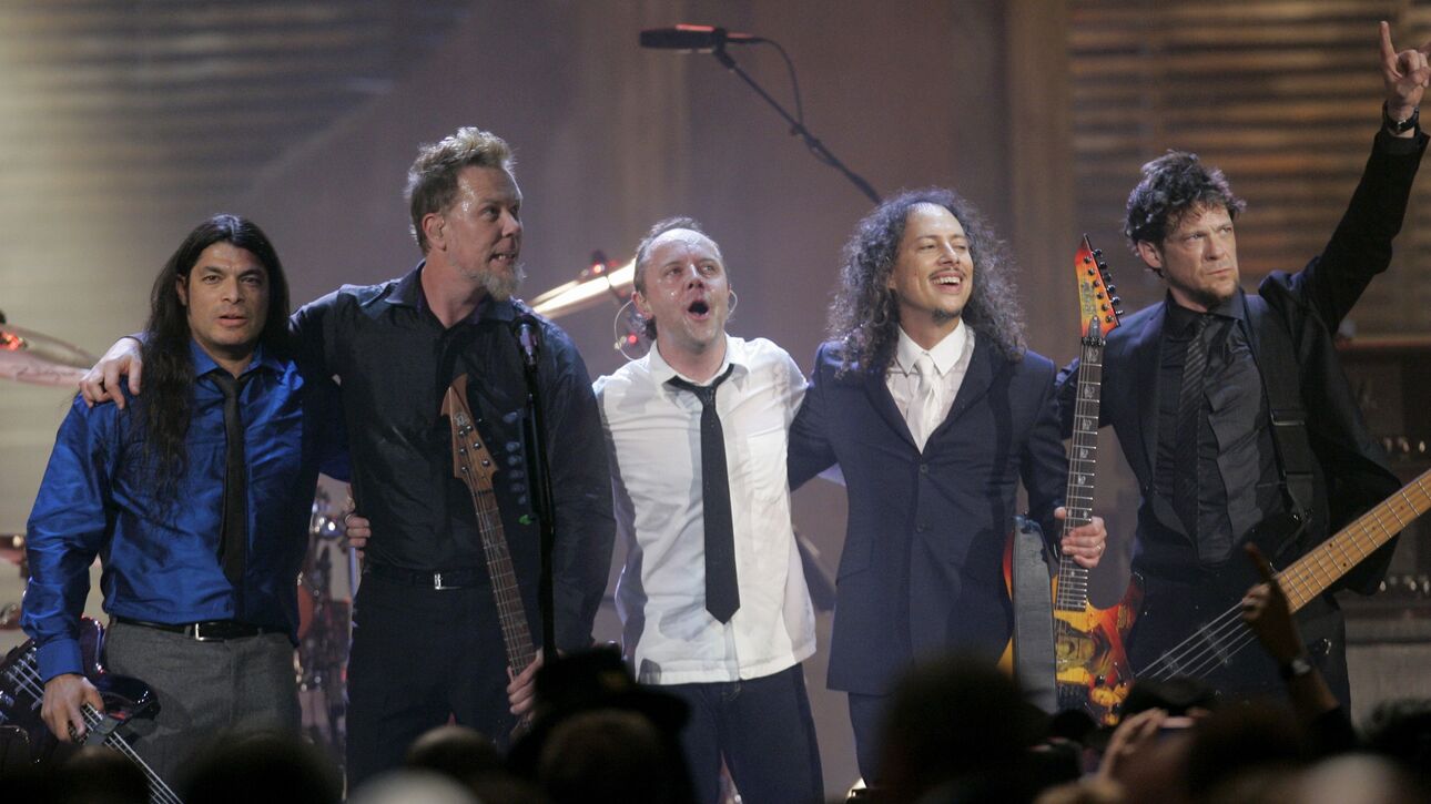 To «Stranger Things» ανεβάζει και τους Metallica στα charts