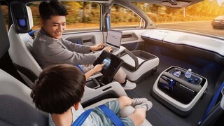 Η Baidu αποκάλυψε το νέο της αυτόνομο ταξί χωρίς τιμόνι