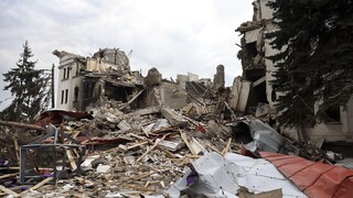 Ουκρανία: Ρώσικοι βομβαρδισμοί στην νότια και ανατολική Ουκρανία